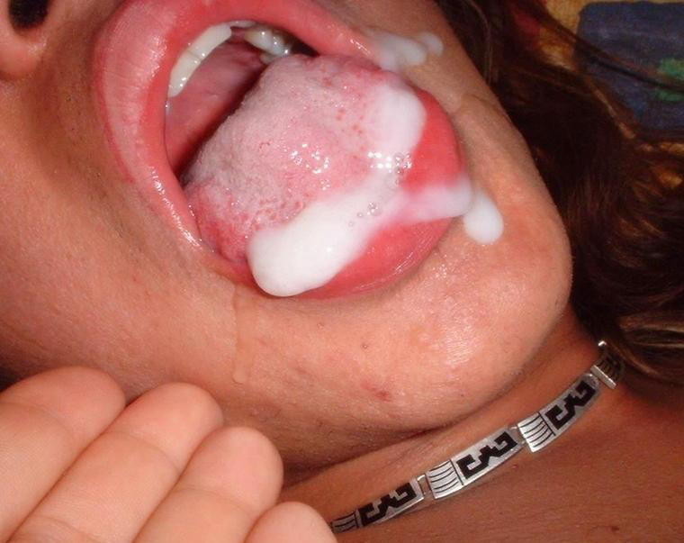 photos éjaculation sperme chatte cul bouche et seins